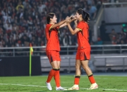 开云体育在线-神奇一刻！女足球员玩转比赛场面，带领队伍赢得胜利的简单介绍