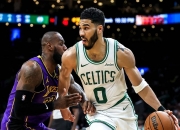 开云体育登录-关于凯尔特人主场大胜人，沃克复出贡献分的信息