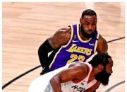 开云体育APP下载-莱昂纳德联手乔治打破得分纪录，快船赢球功臣分外璀璨的简单介绍