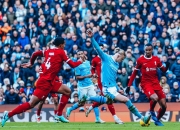 开云体育APP下载-包含曼城主场失利，领先优势岌岌可危的词条