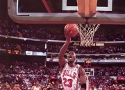 开云体育登录-关于乔丹在纽约的比赛中伤退的信息