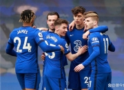 开云下载-关于瑞典国家队战胜强敌，挺进欧预赛半决赛!的信息