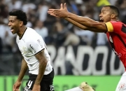 开云体育平台APP-V5横扫100T，Xiaohu操刀奇招英雄翻盘顶尖较量八强赛，锁定晋级资格的简单介绍