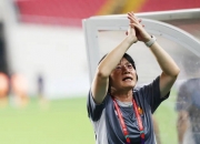 开云体育入口-令人振奋！球队斗志昂扬，一举夺得胜利