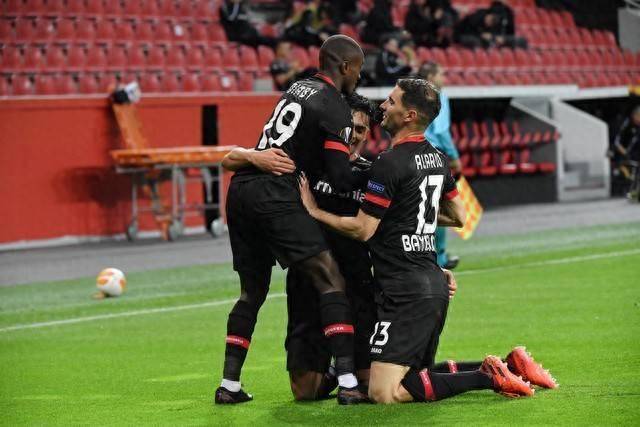 关于列斯得队主教练调整战术,备战对手法兰克福的信息 关于列斯得队主教练调整战术,备战对手法兰克福的信息