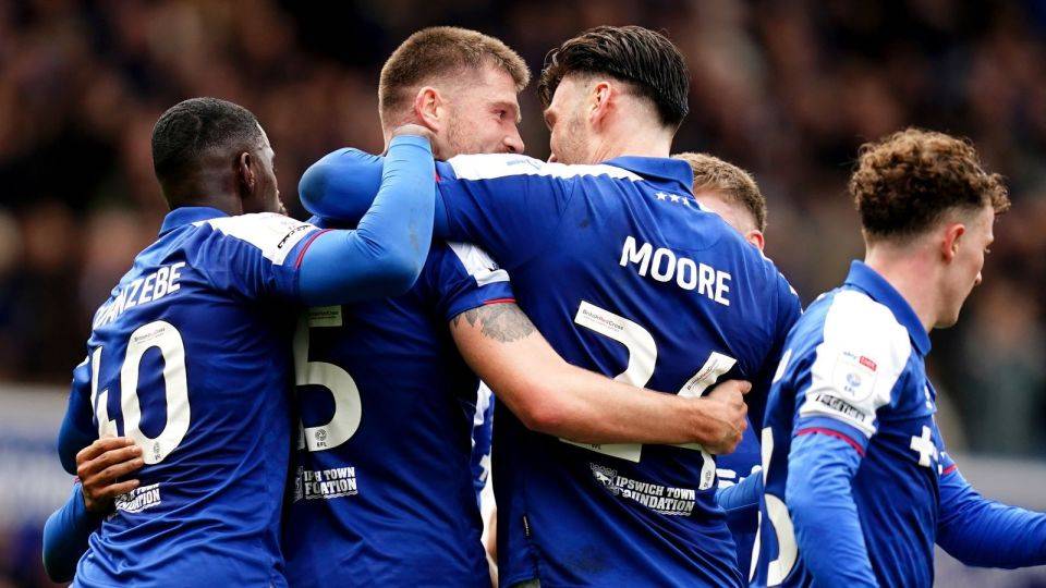 南安普顿遭连败,英超保级形势岌岌可危的简单介绍 南安普顿遭连败,英超保级形势岌岌可危的简单介绍