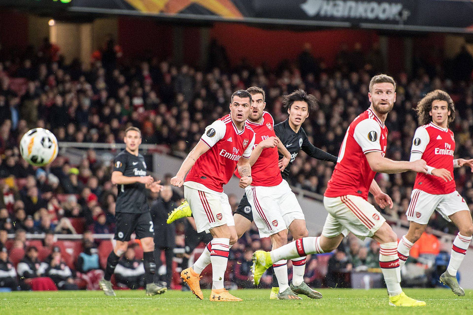 利兹联对阵伯恩茅斯，保级战开打的简单介绍