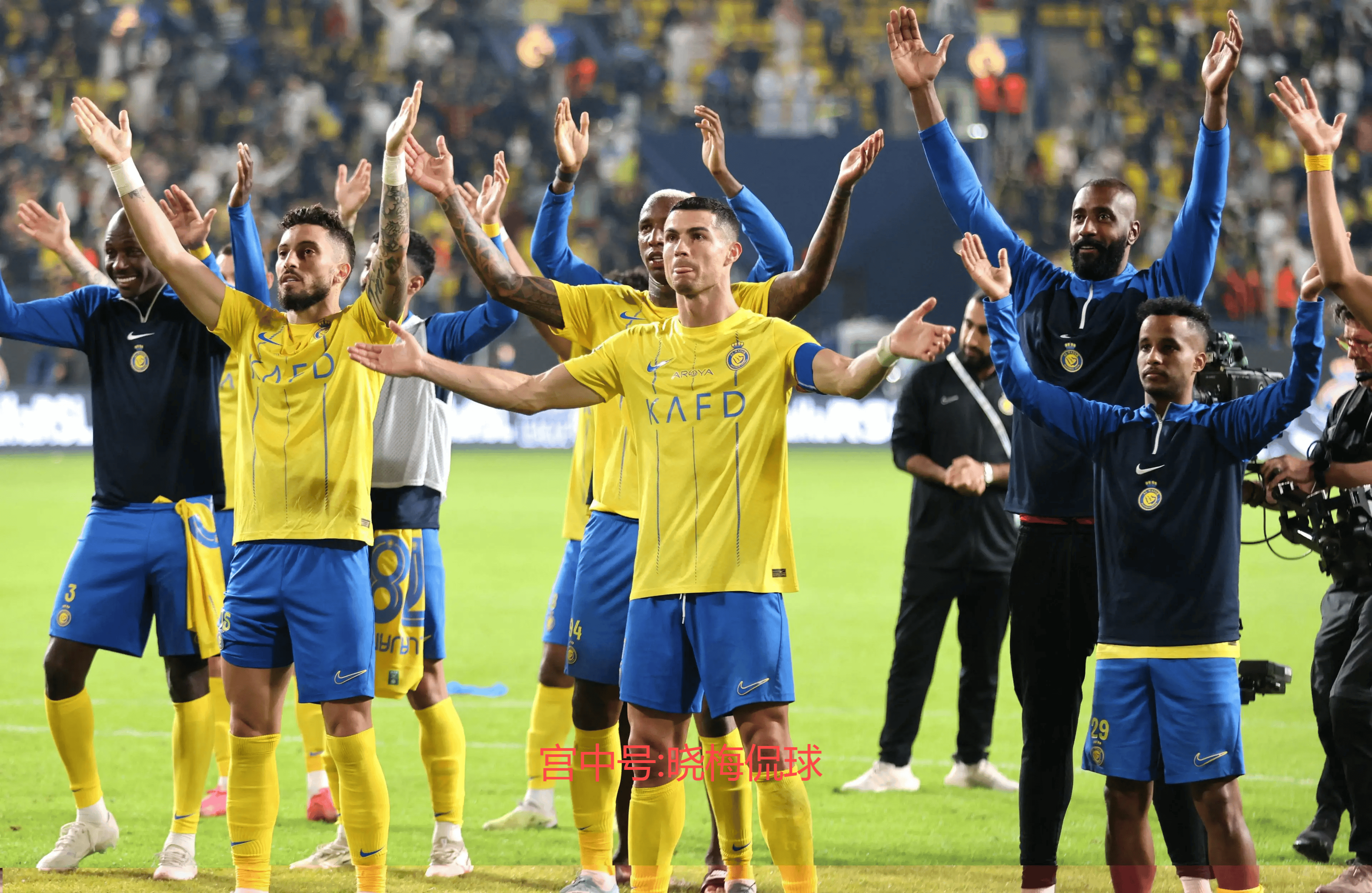 热门球队实力出击，一路取得胜利晋级