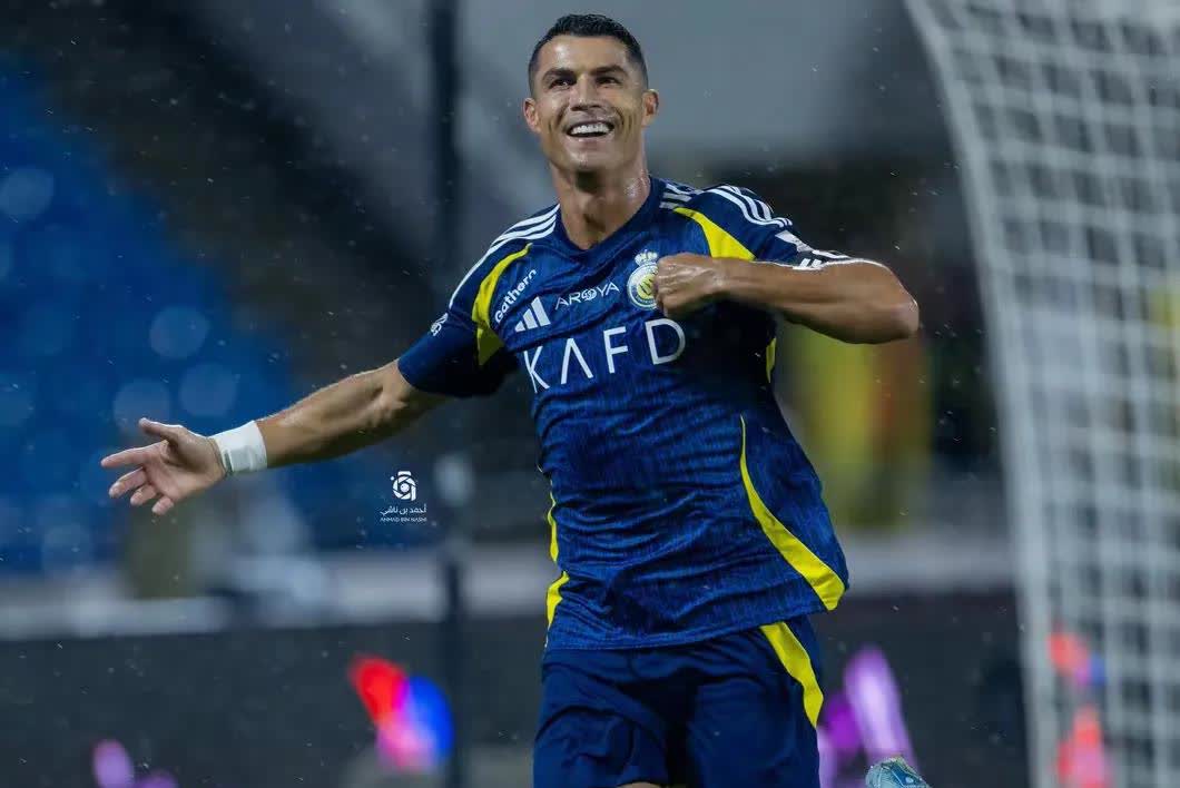 尤文-胜意甲强队，C罗梅开二度