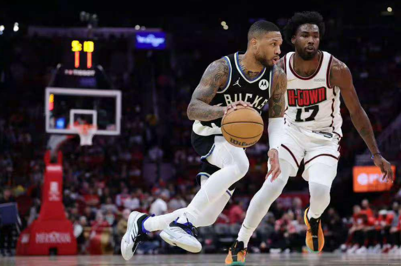 火箭客场击败雄鹿,结束三连败 火箭客场击败雄鹿,结束三连败