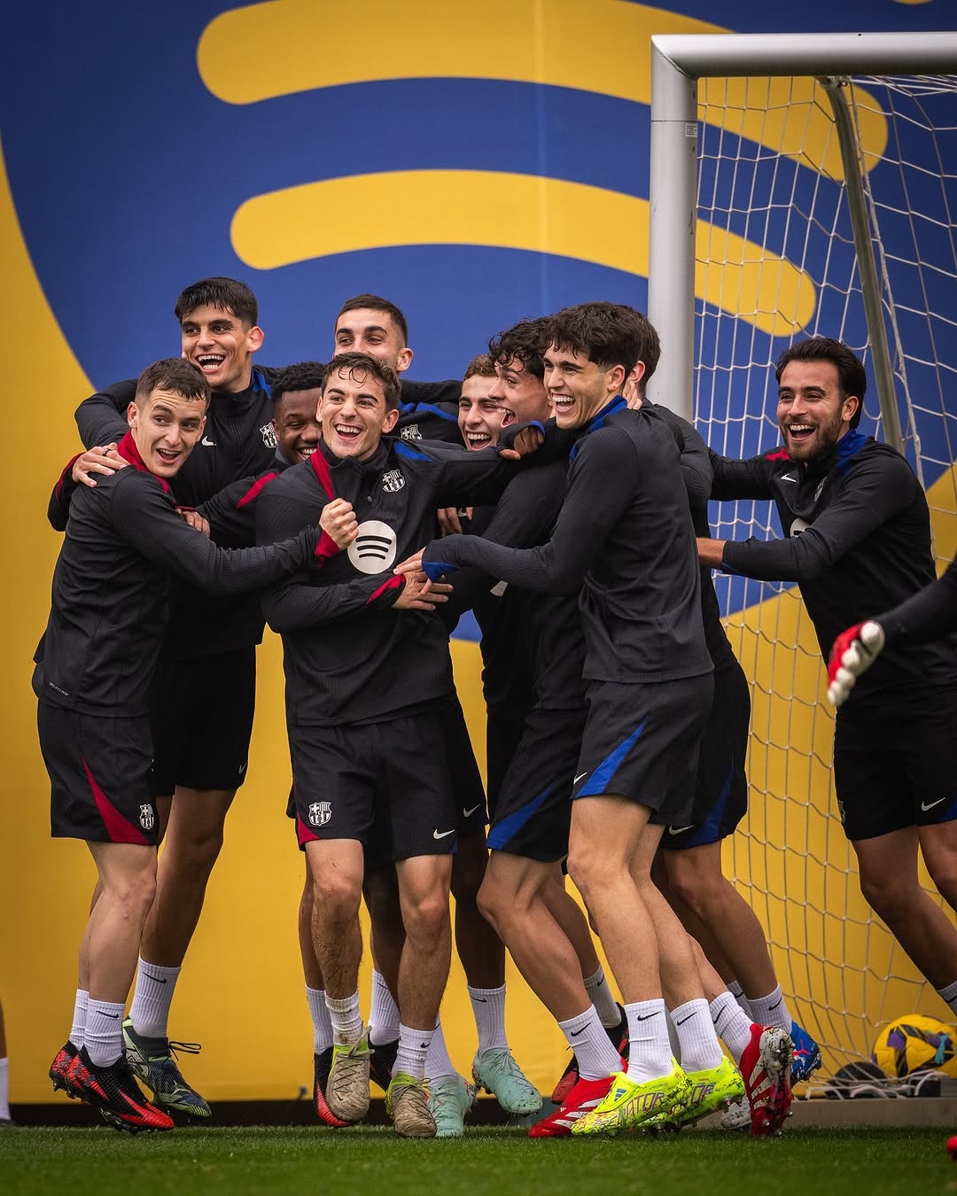 巴萨备战有声有色,冲击季后赛的简单介绍 巴萨备战有声有色,冲击季后赛的简单介绍