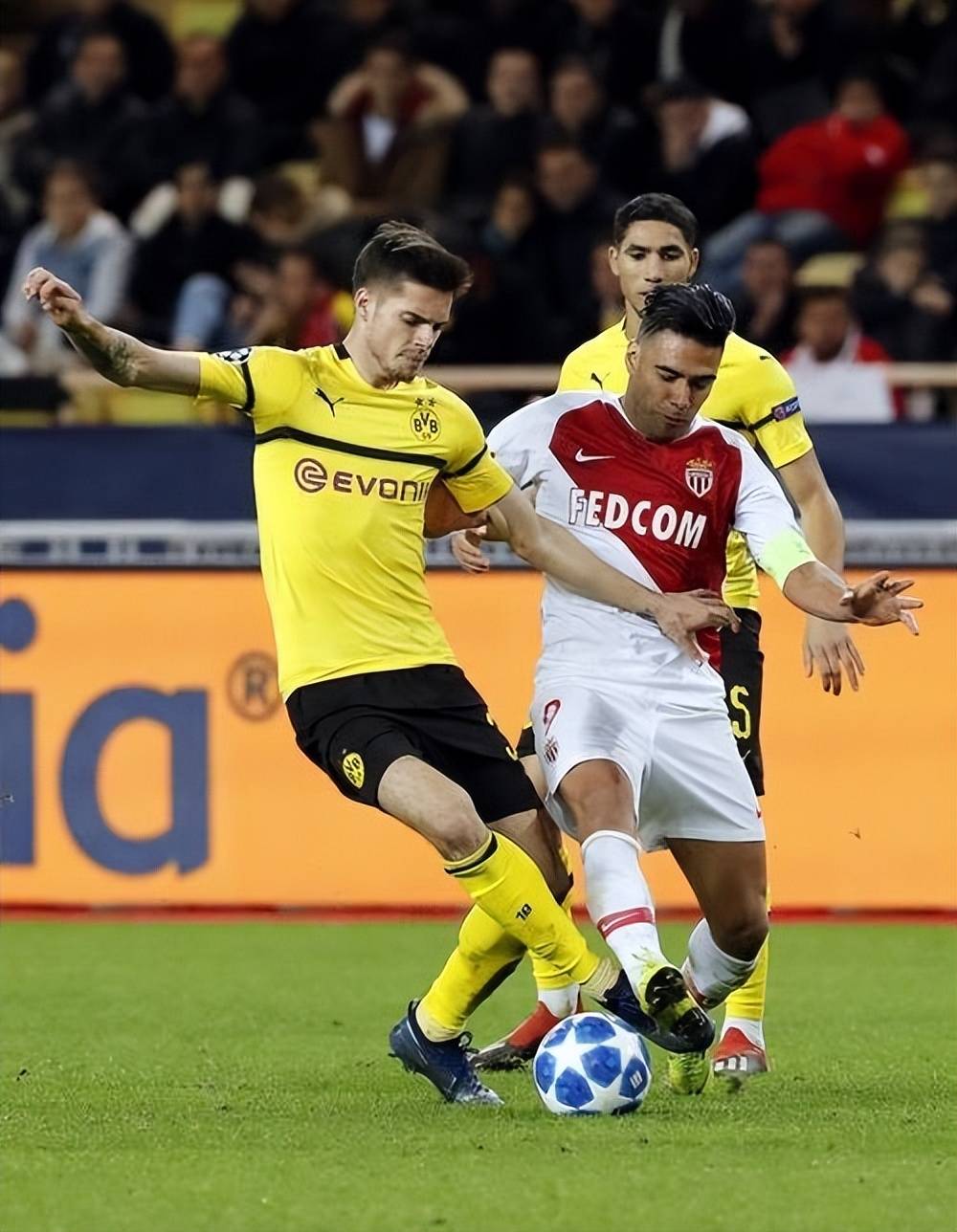 阿森纳后防生疏失球，遭遇两场失利的简单介绍