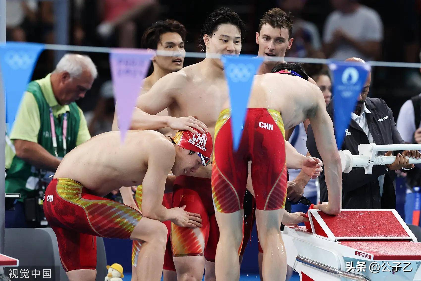 关于美国游泳队再次包揽女子x混合泳接力金银牌的信息