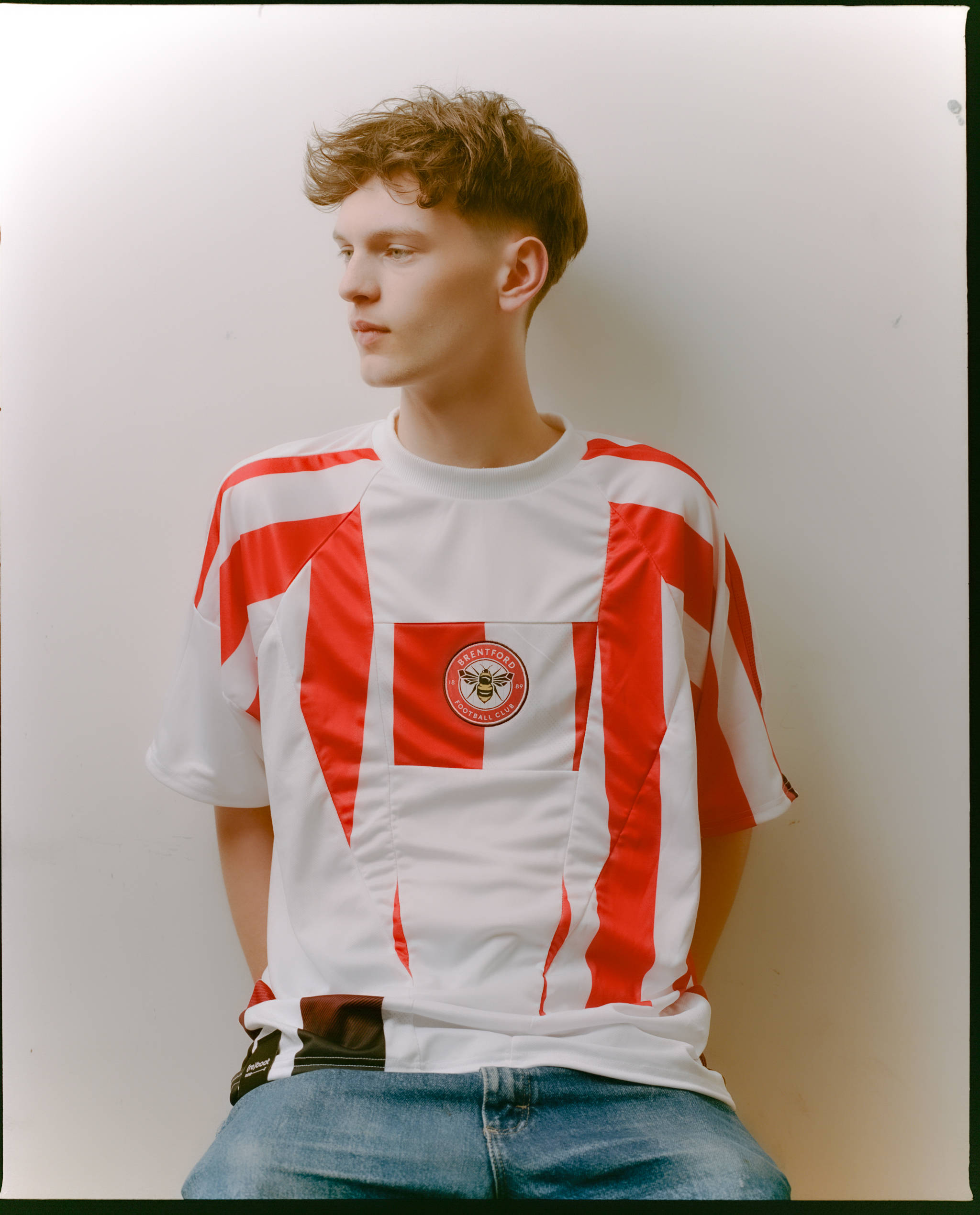 包含布伦特福德后卫神勇解围，化危为机的词条