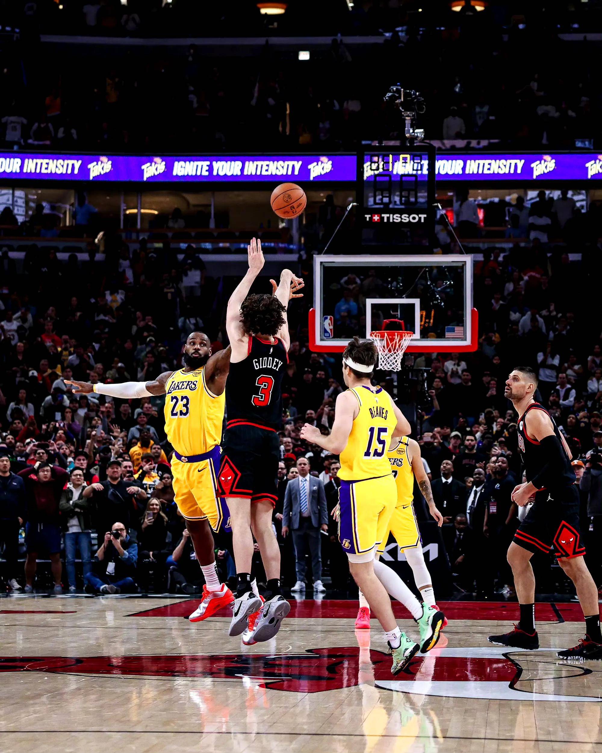 NBA比赛上场下秒惊险逆转太刺激的简单介绍