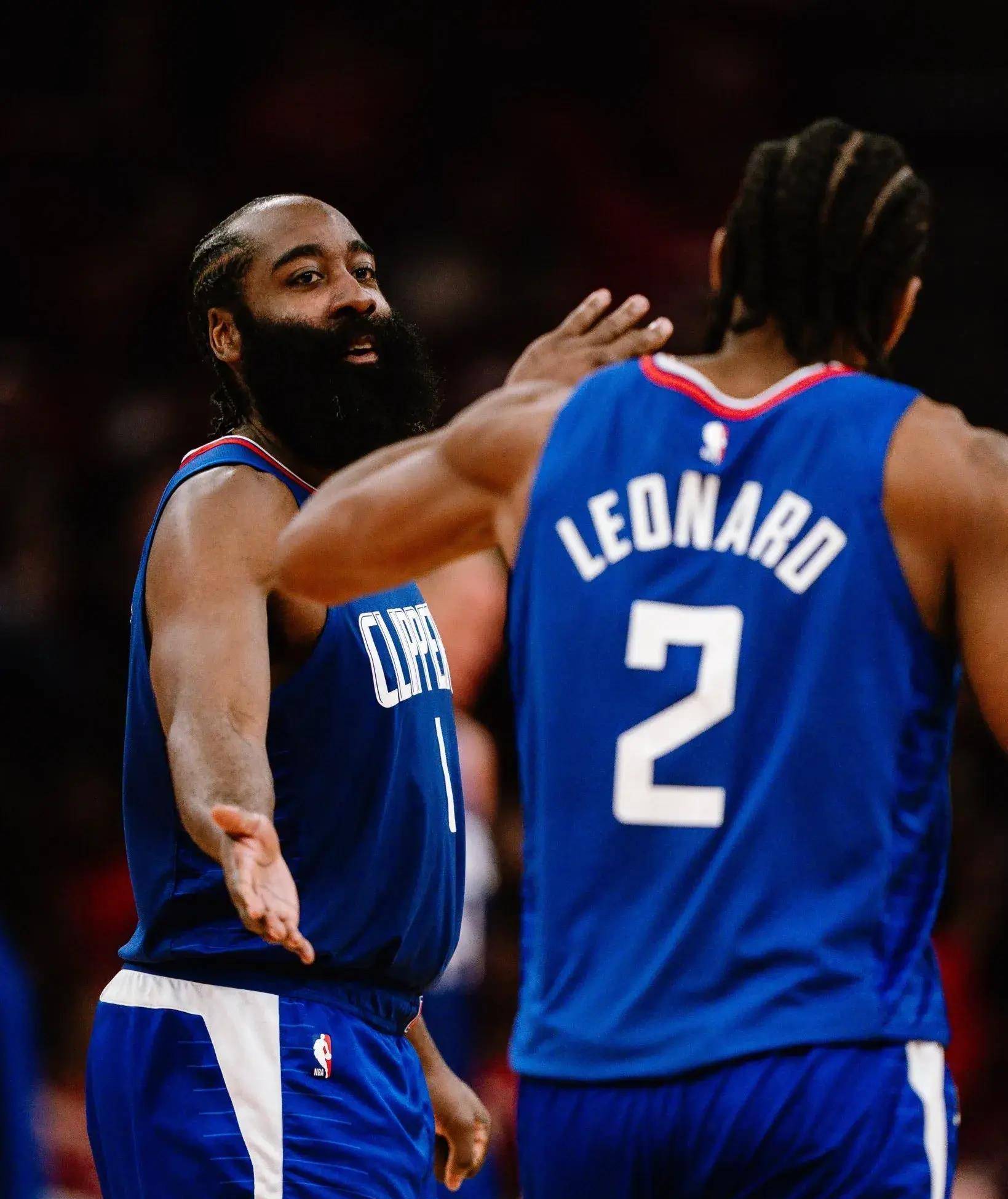 关于快船主场告捷，乔治分带领全队追平季后赛纪录的信息