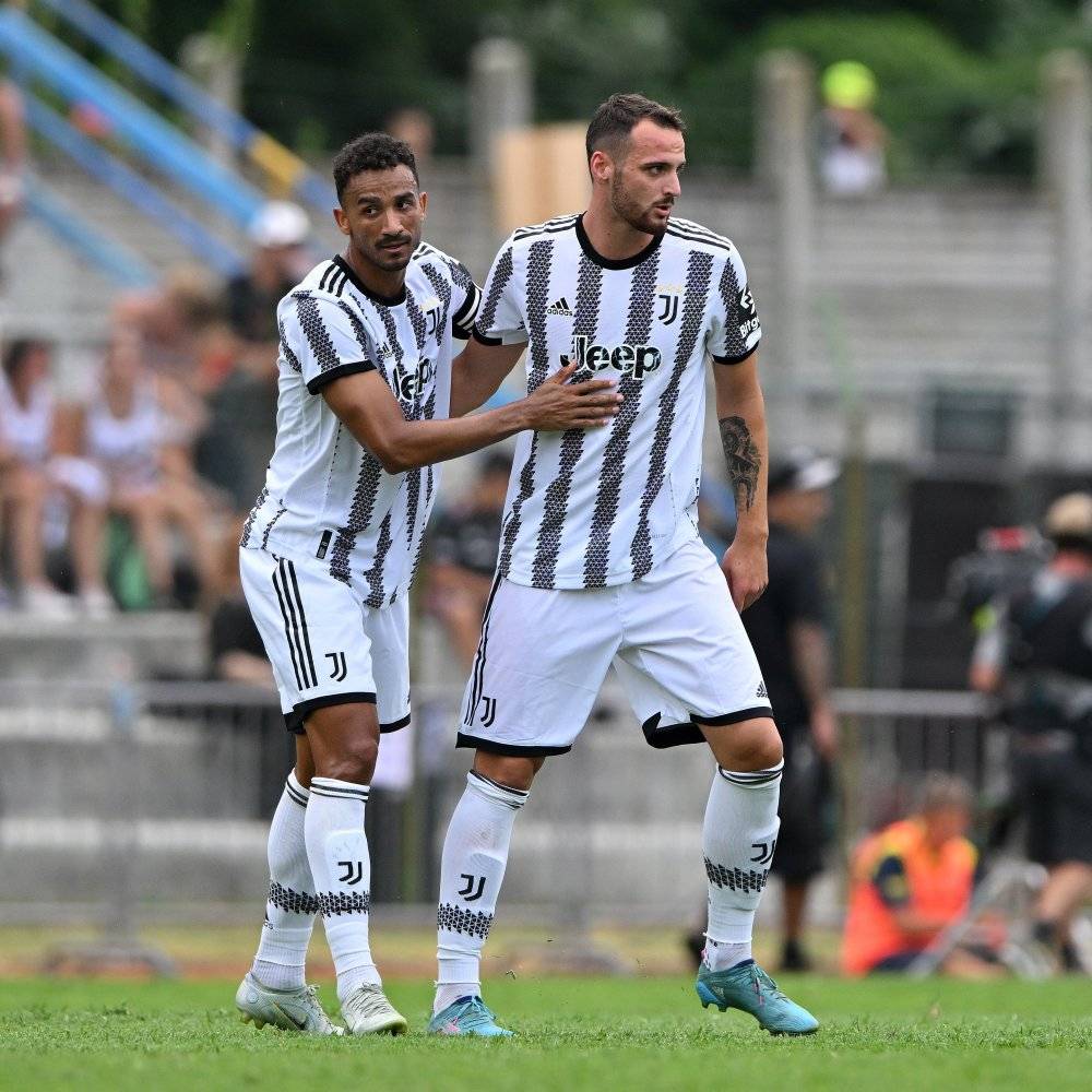 尤文图斯挑战萨索洛，冲击积分