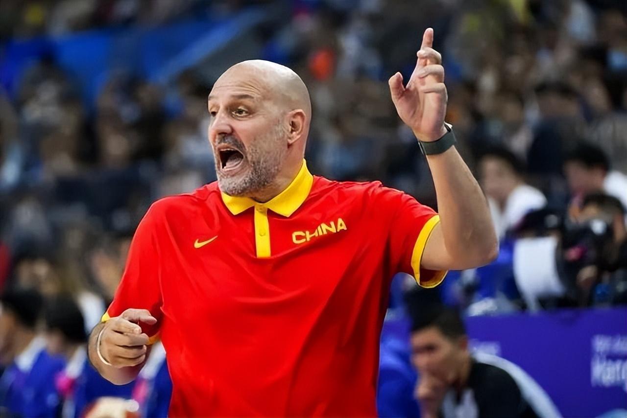 NBA重要球队传出换帅消息，球迷惊讶