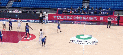 科尔切斯特主场失利，主教练反思战术安排的简单介绍