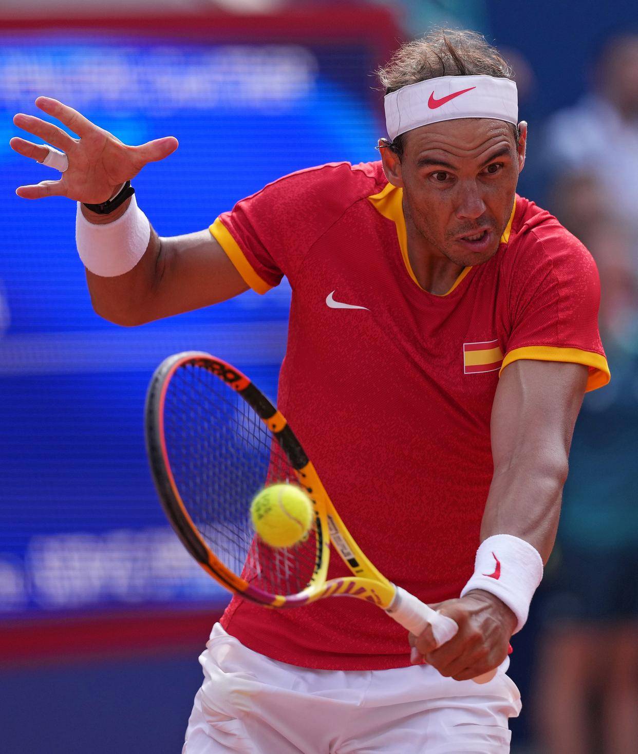 纳达尔在迪拜的比赛中落败 纳达尔在迪拜的比赛中落败