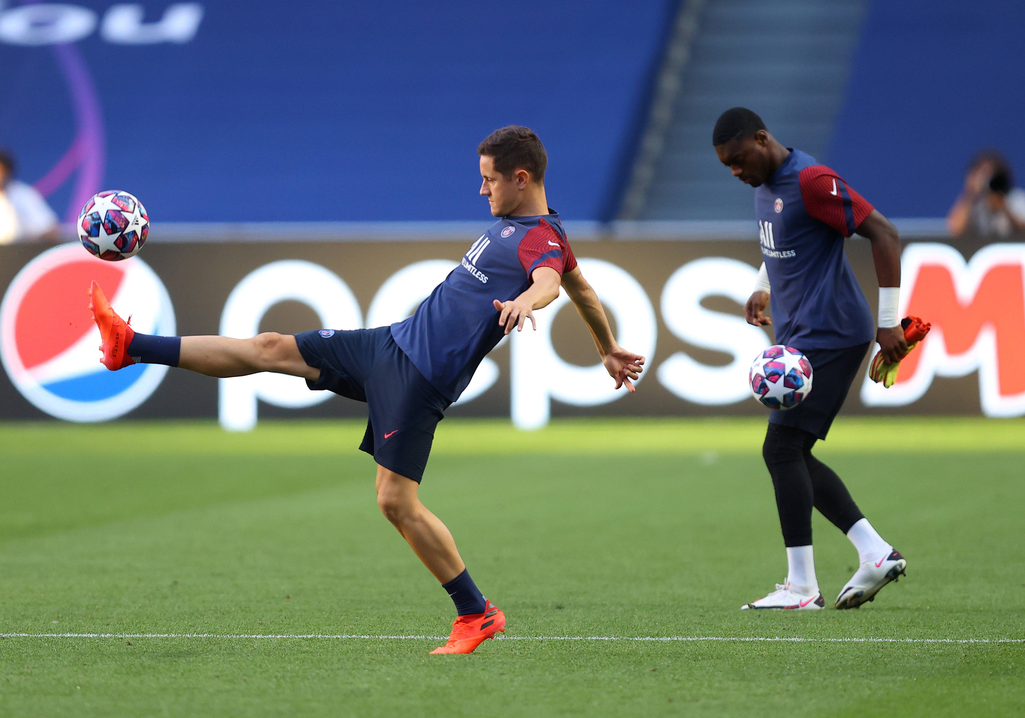 巴黎圣日耳曼全队势必全方位备战,创造新高的简单介绍 巴黎圣日耳曼全队势必全方位备战,创造新高的简单介绍