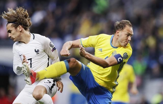 纽伦堡后卫连续首发，表现受到好评