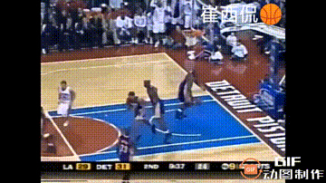 关于活塞外线高效，击败对手提升排名的信息