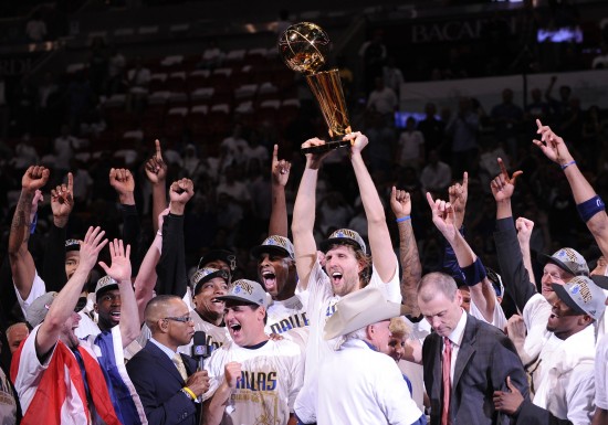 包含小牛客场逆袭，西部半决赛胜负难料的词条