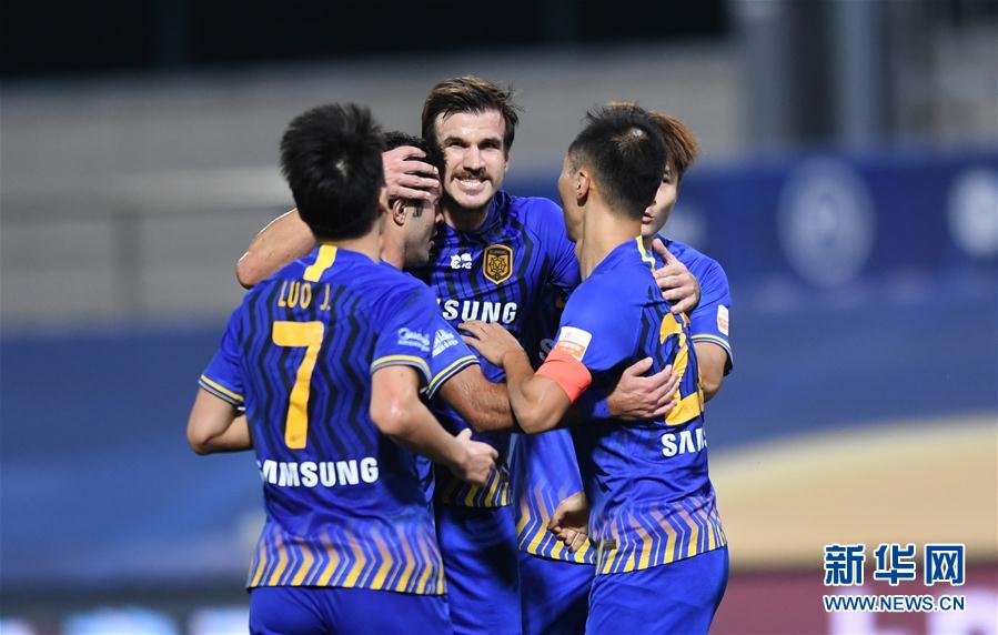 上海队在场上展现出色实力，打破对手困境的简单介绍