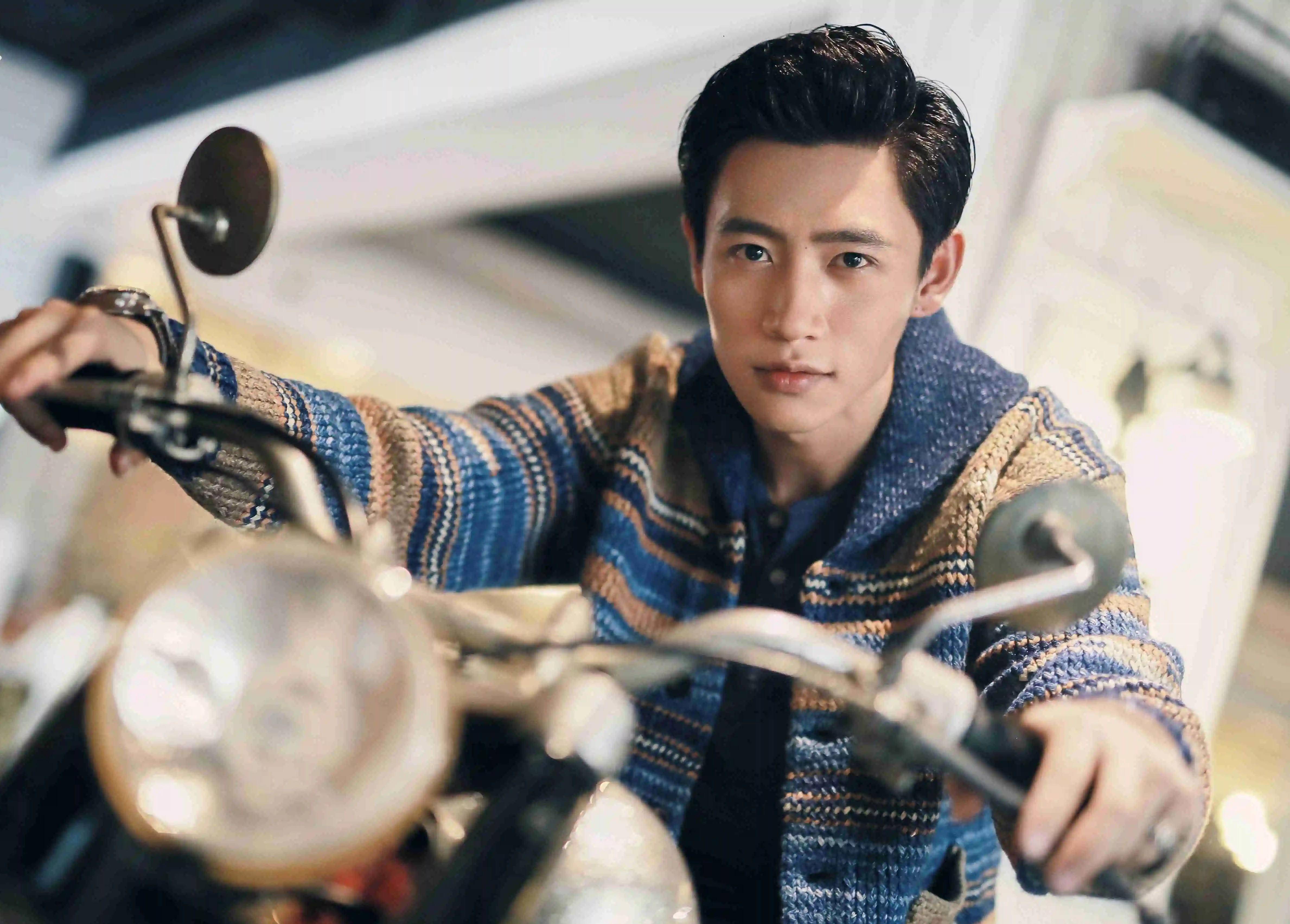 包含夺冠之路坎坷，最终破茧成蝶！的词条