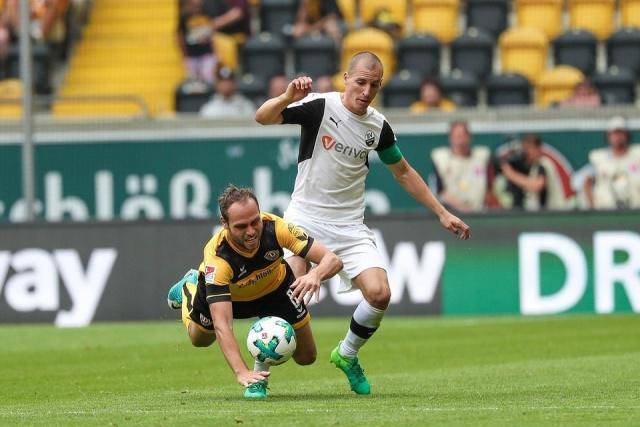 关于菲尔特主场大胜,掀翻强敌实力的信息 关于菲尔特主场大胜,掀翻强敌实力的信息