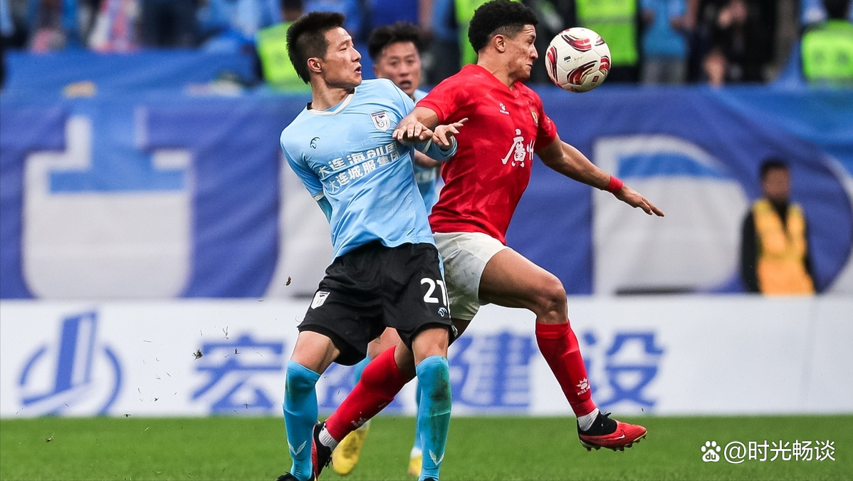 广州恒大实现客场胜利，领先积分榜，表现出色的简单介绍