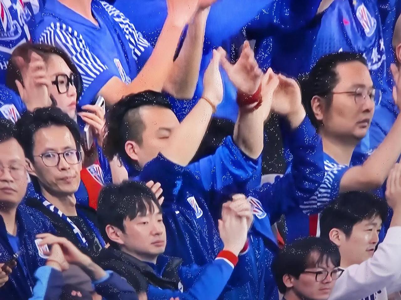 精彩进球打动全场观众，焦点之战