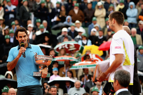 包含瑞典篮球职业联赛冠军产生，球队庆祝胜利的词条