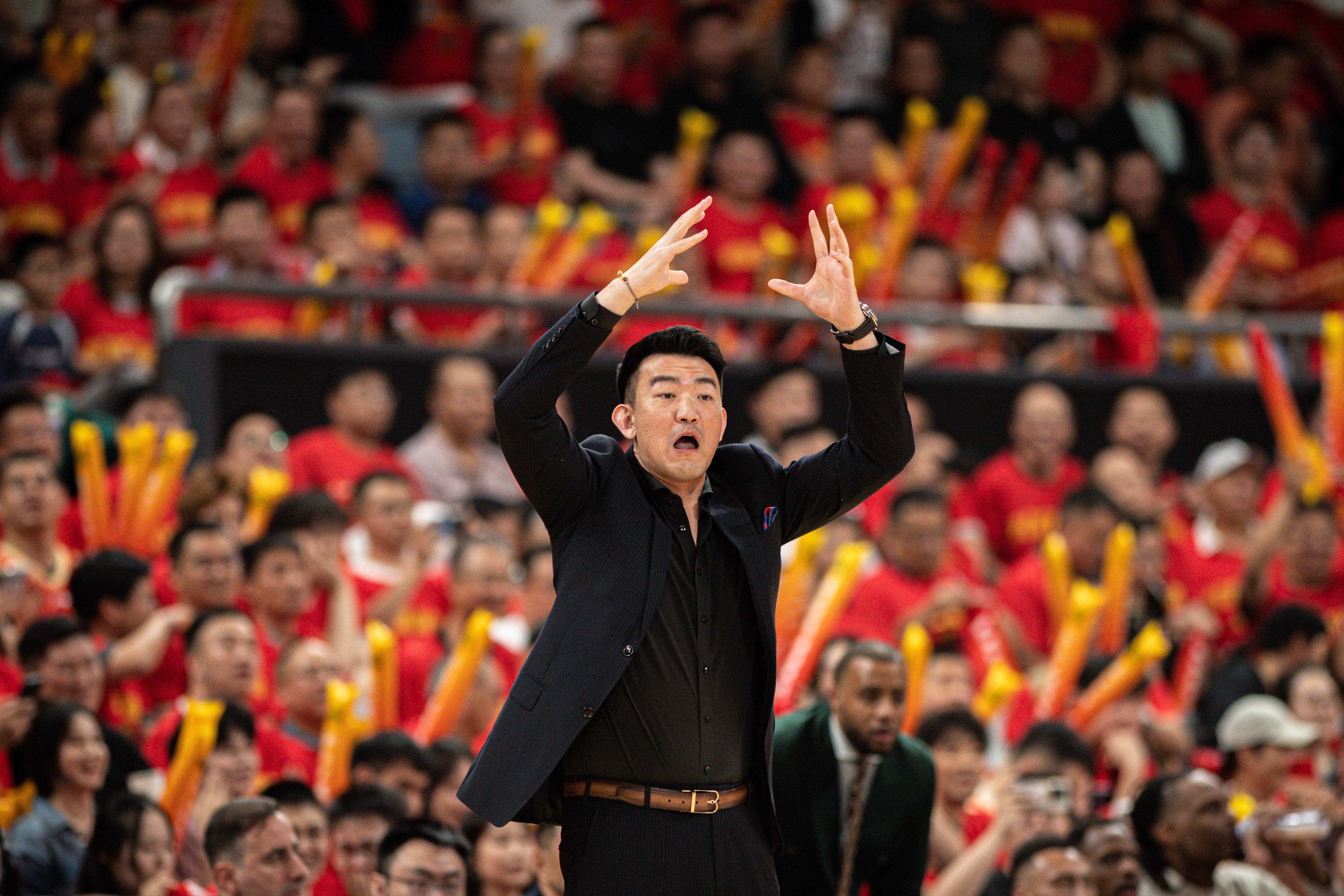 广厦队实力显露，雄鹿双塔领军出征