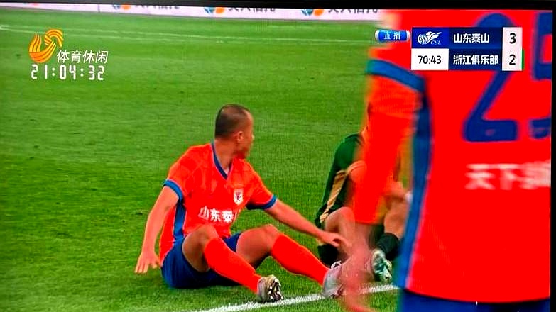 关于足球赛事精彩十足,球场上风起云涌的信息 关于足球赛事精彩十足,球场上风起云涌的信息