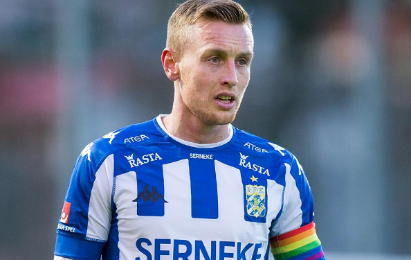 赫塔菲逆袭雷加内斯，捍卫主场荣耀