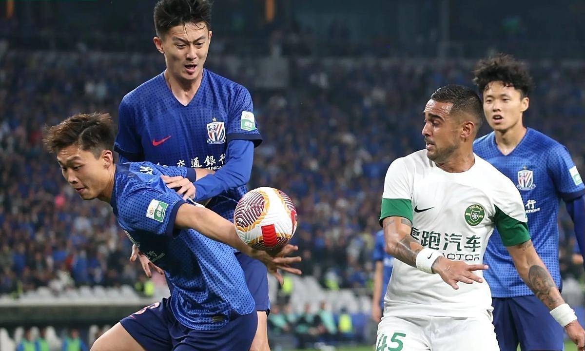 包含国安客战恒大，实力对决值得期待的词条