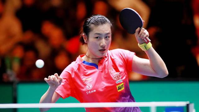 澳大利亚足球联赛新星崭露头角的简单介绍