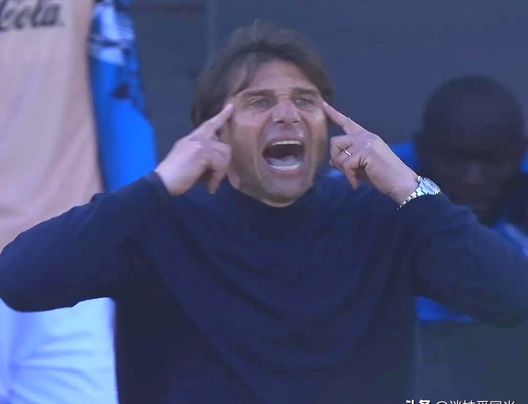 关于瑞士轻取拜仁，孔蒂完成帽子戏法的信息